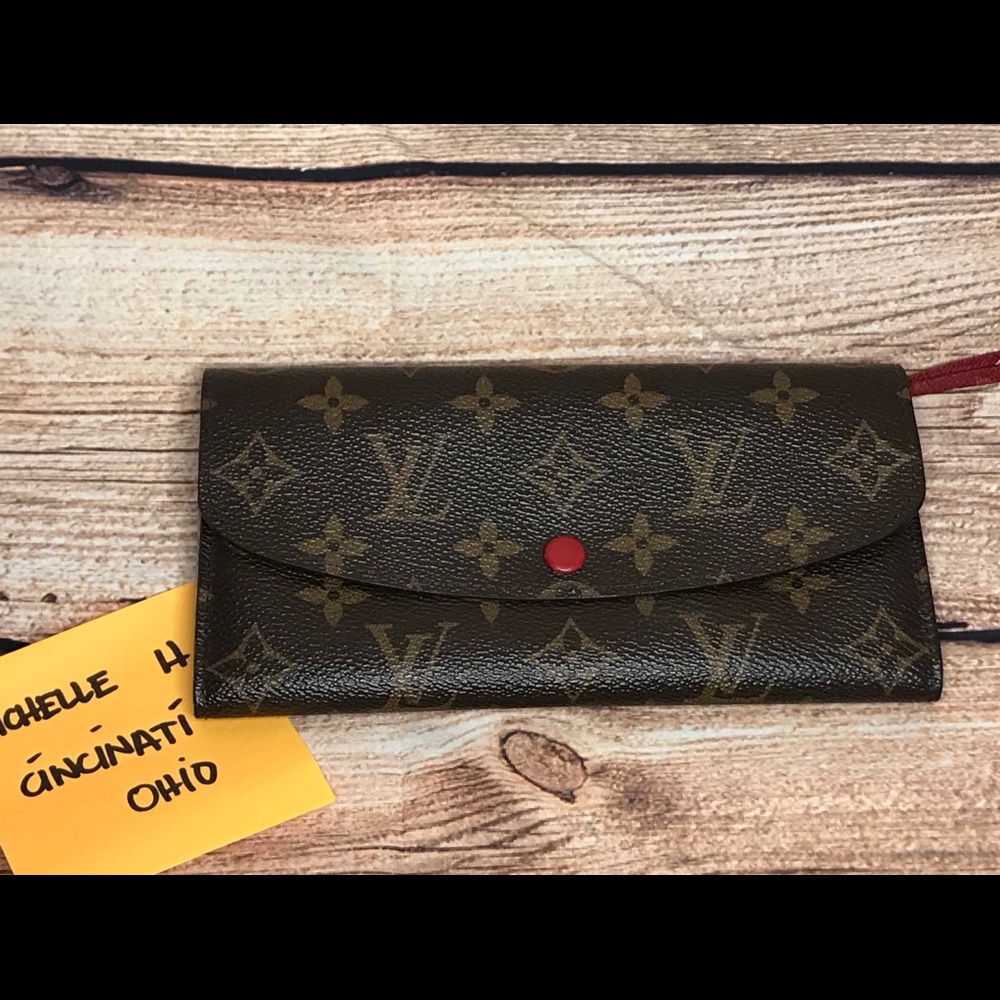 Louis Vuitton Emelie wallet